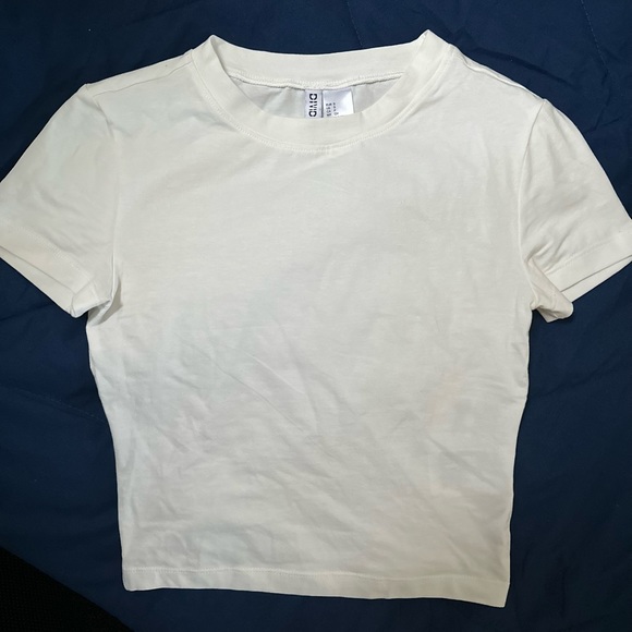 White Crop Top - Picture 3 of 3